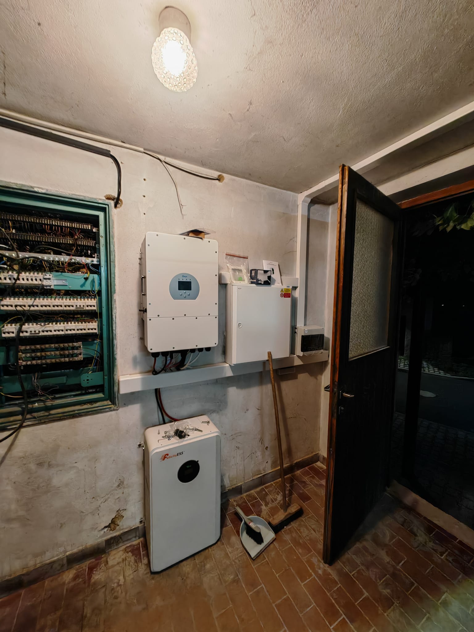 Fotovoltaická instalace DEYE v Rakovníku